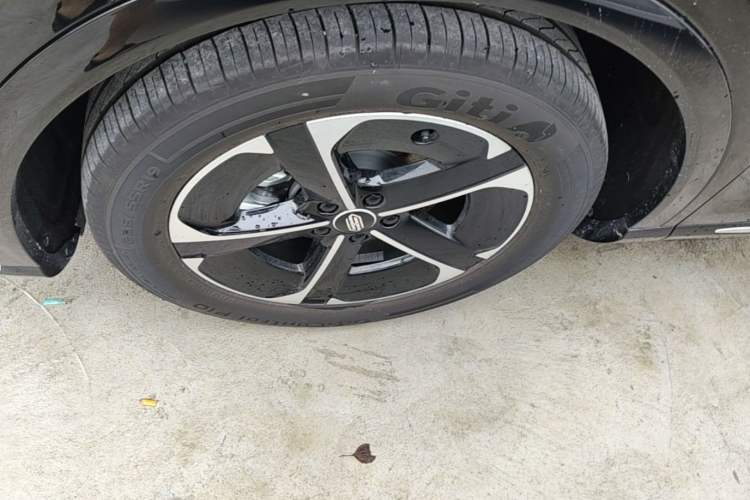 Used Hima H5 2025 Model Range-Extending Max Left Front Wheel Hub