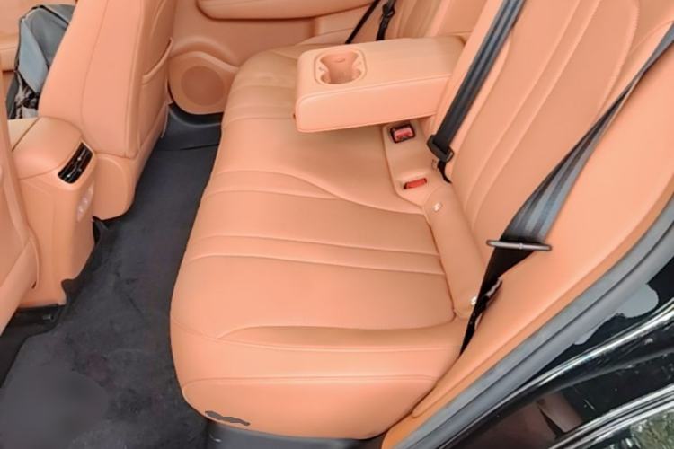 Used Hima H5 2025 Model Pure Electric Pro Long-Range Left Rear Seat