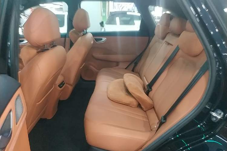 Used Hima H5 2025 Model Range-Extending Max Left Rear Seat