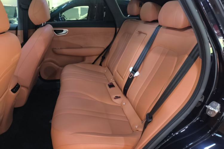 Used Hima H5 2025 Model Range-Extending Pro Left Rear Seat