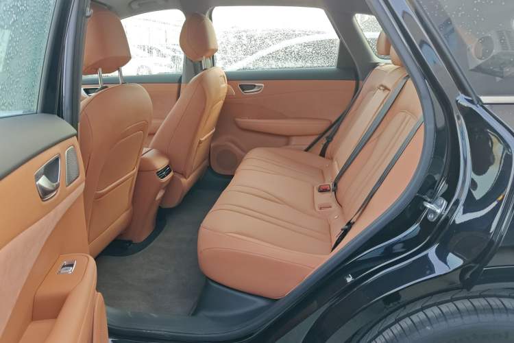 Used Hima H5 2025 Model Pure Electric Pro Long-Range Left Rear Seat