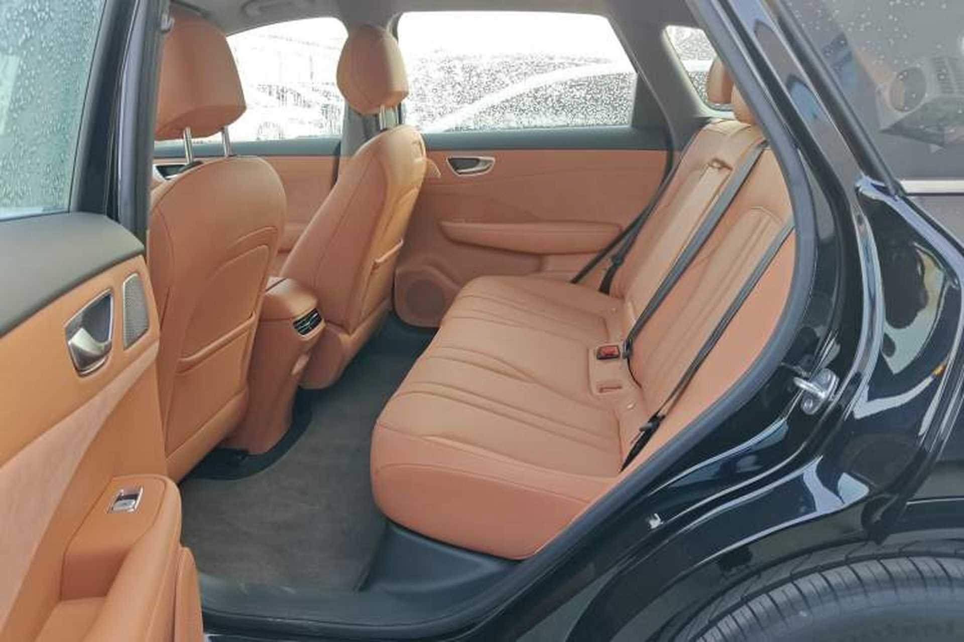 Used Hima H5 2025 Model Pure Electric Pro Long-Range Left Rear Seat