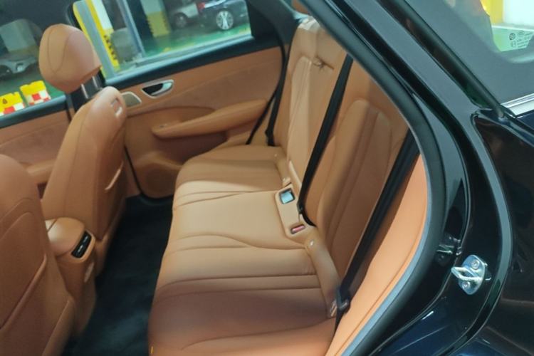 Used Hima H5 2025 Model Range-Extending Max Left Rear Seat