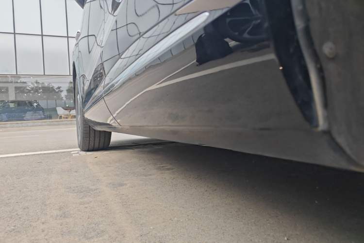 Used Hima H5 2025 Model Range-Extending Max Left Side Sill