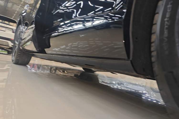 Used Hima H5 2025 Model Range-Extending Max Left Side Sill