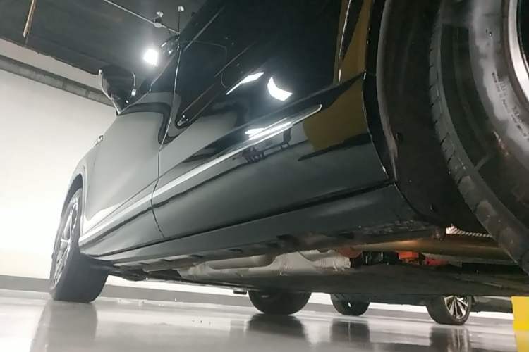 Used Hima H5 2025 Model Range-Extending Max Left Side Sill