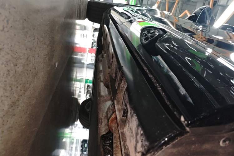Used Hima H5 2025 Model Range-Extending Max Left Side Sill