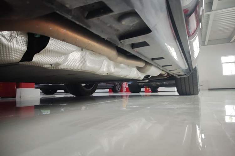 Used Hima H5 2025 Model Range-Extending Max Left Side Sill