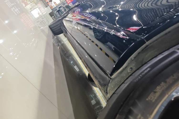 Used Hima H5 2025 Model Range-Extending Max Left Side Sill