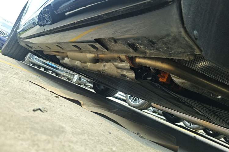 Used Hima H5 2025 Model Range-Extending Max Left Side Sill