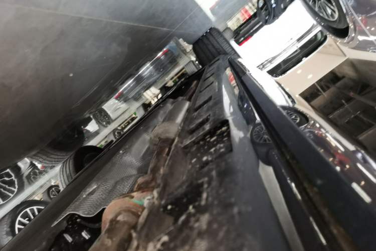 Used Hima H5 2025 Model Range-Extending Max Left Side Sill
