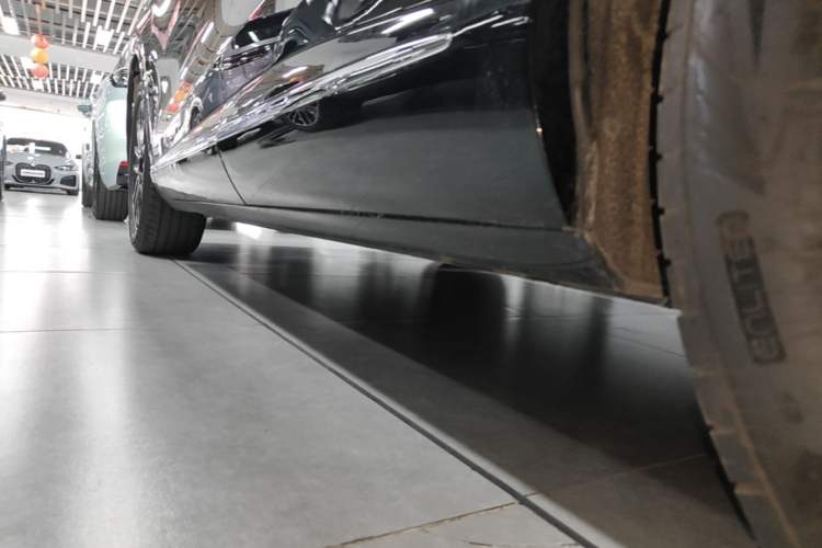 Used Hima H5 2025 Model Pure Electric Max Long Range Left Side Sill