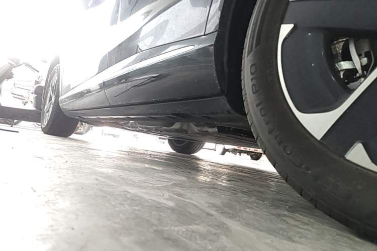 Used Hima H5 2025 Model Range-Extending Max Left Side Sill