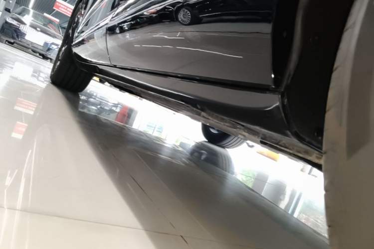 Used Hima H5 2025 Model Range-Extending Max Left Side Sill