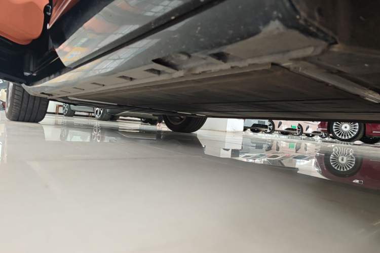 Used Hima H5 2025 Model Pure Electric Max Long Range Left Side Sill