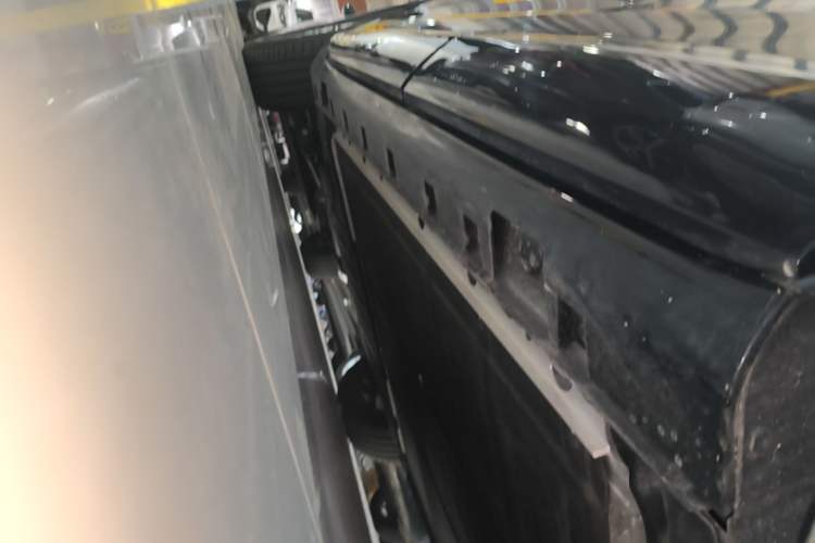Used Hima H5 2025 Model Pure Electric Max Long Range Left Side Sill