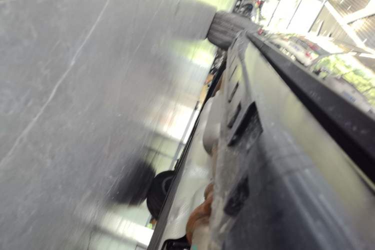 Used Hima H5 2025 Model Range-Extending Max Left Side Sill
