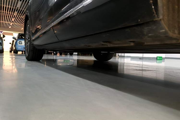 Used Hima H5 2025 Model Pure Electric Max Long Range Left Side Sill