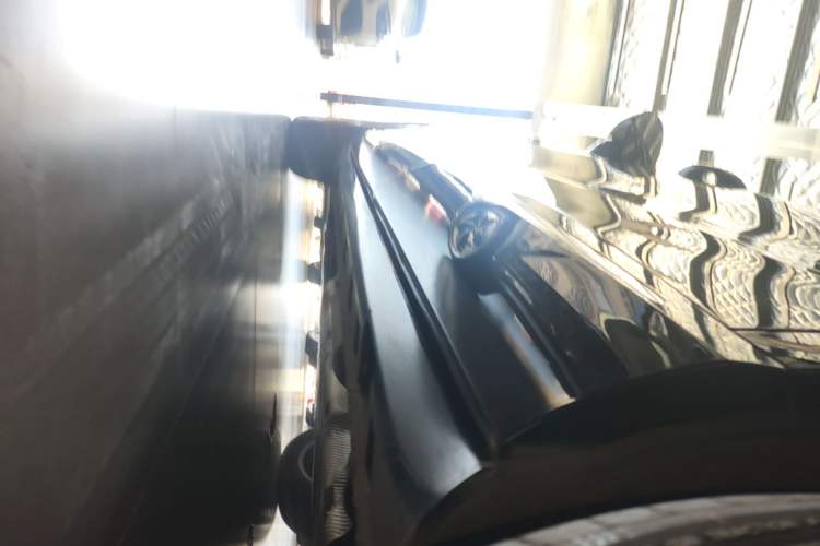 Used Hima H5 2025 Model Range-Extending Max Left Side Sill
