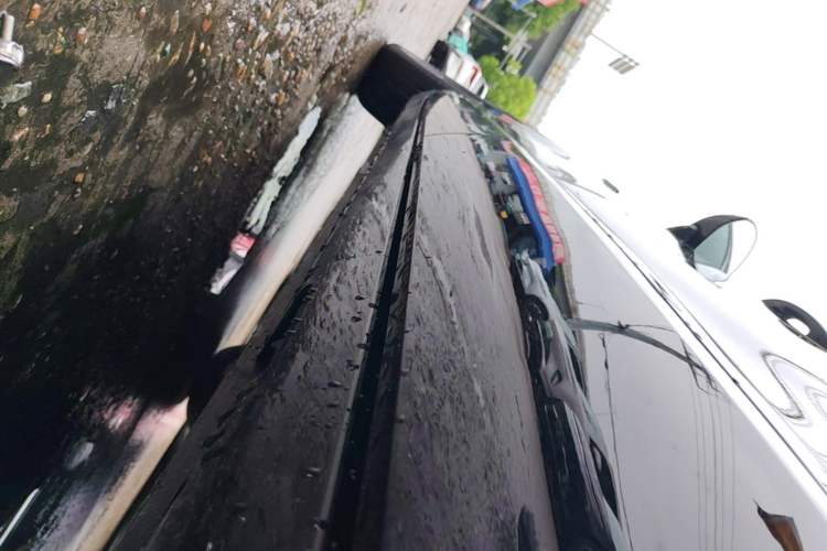 Used Hima H5 2025 Model Range-Extending Max Left Side Sill