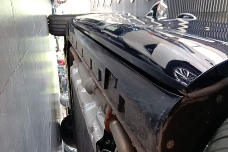 Used Hima H5 2025 Model Range-Extending Max Left Side Sill