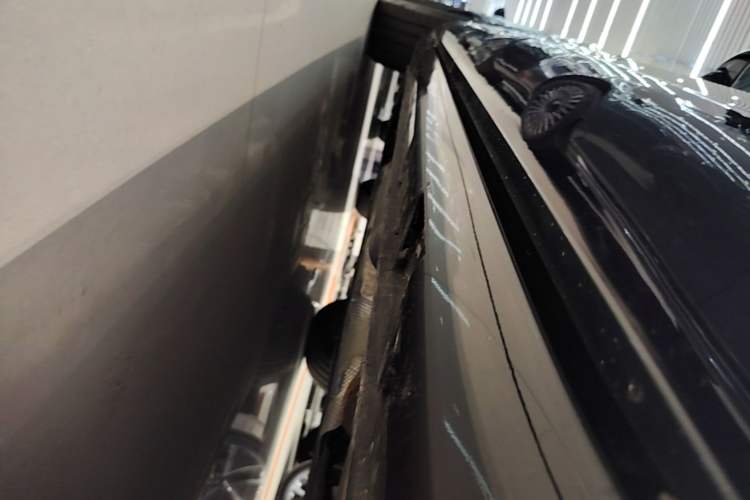 Used Hima H5 2025 Model Range-Extending Max Left Side Sill