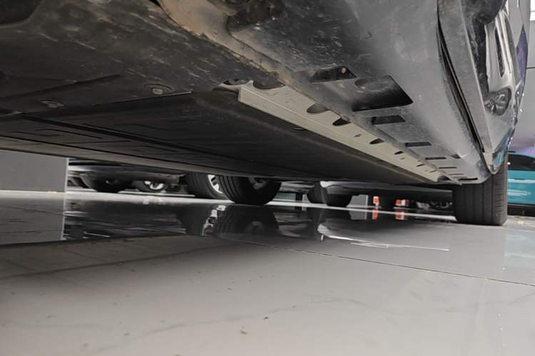 Used Hima H5 2025 Model Pure Electric Pro Left Side Sill
