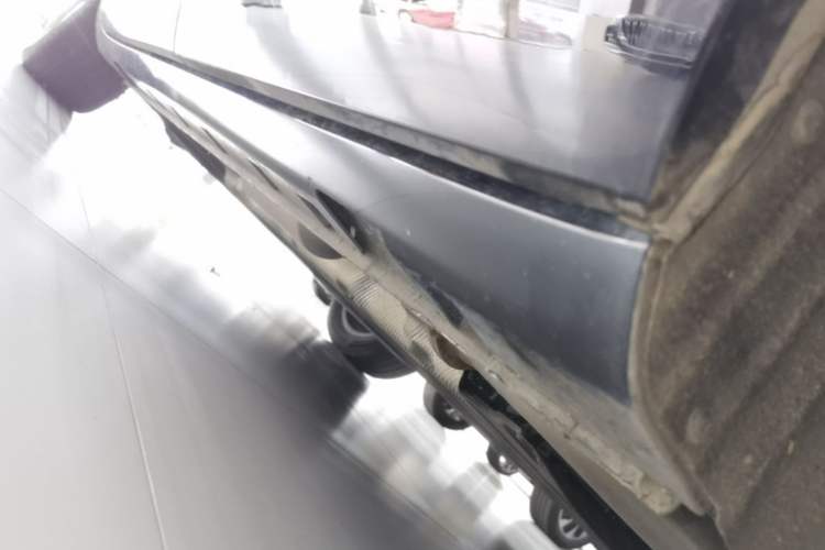 Used Hima H5 2025 Model Range-Extending Max Left Side Sill