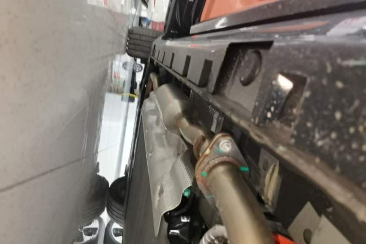 Used Hima H5 2025 Model Range-Extending Max Left Side Sill
