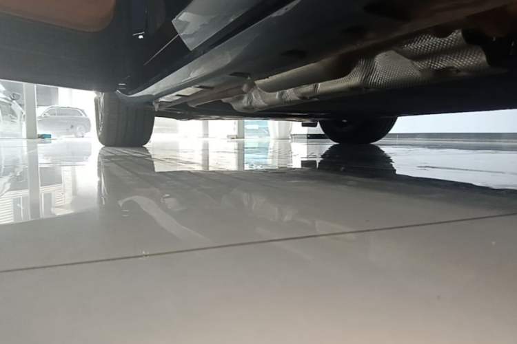 Used Hima H5 2025 Model Range-Extending Max Left Side Sill