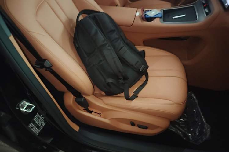 Used Hima H5 2025 Model Range-Extending Max Right Front Seat