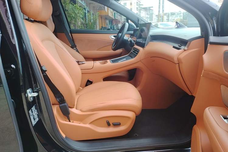 Used Hima H5 2025 Model Range-Extending Max Right Front Seat