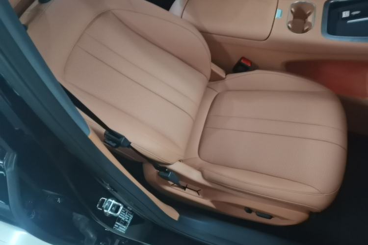 Used Hima H5 2025 Model Range-Extending Max Right Front Seat