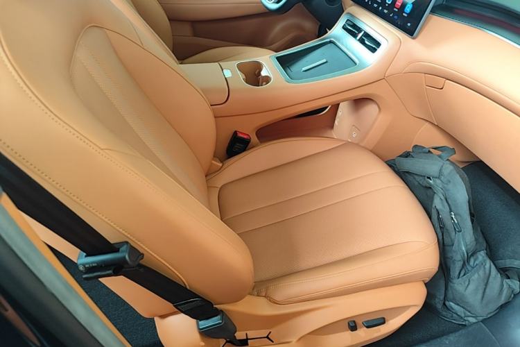 Used Hima H5 2025 Model Range-Extending Max Right Front Seat