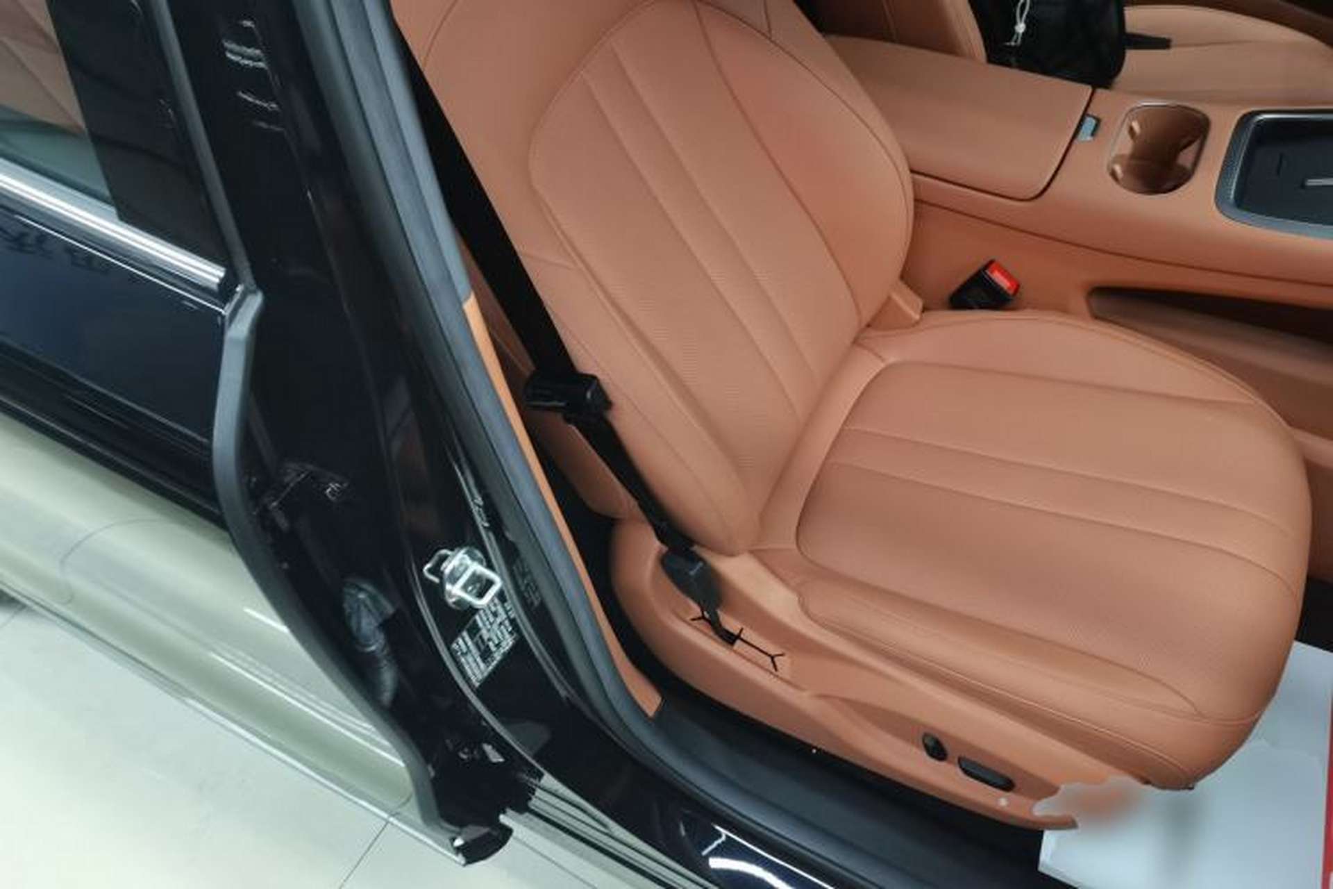 Used Hima H5 2025 Model Range-Extending Max Right Front Seat