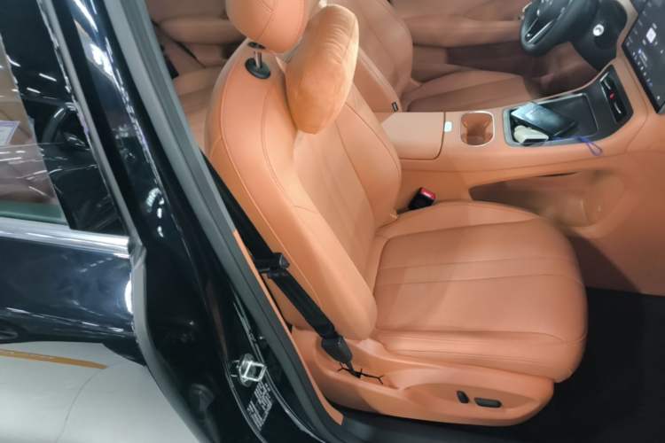 Used Hima H5 2025 Model Range-Extending Max Right Front Seat