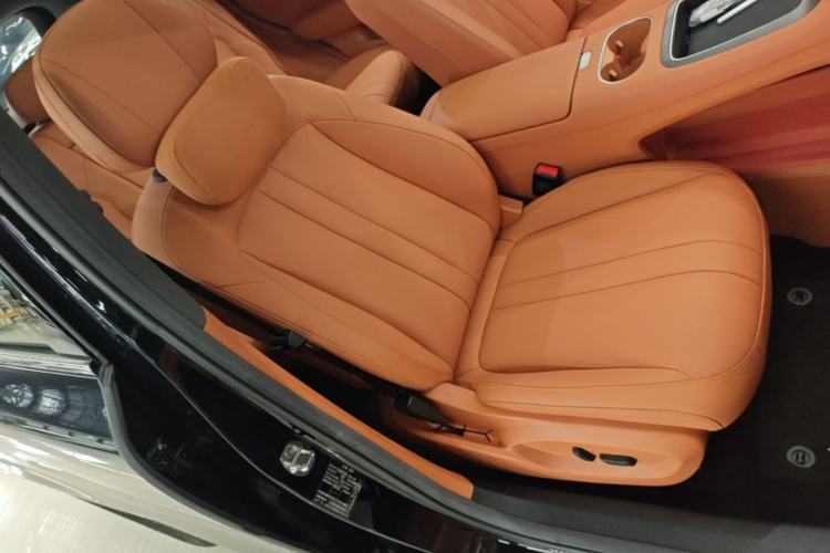 Used Hima H5 2025 Model Range-Extending Max Right Front Seat