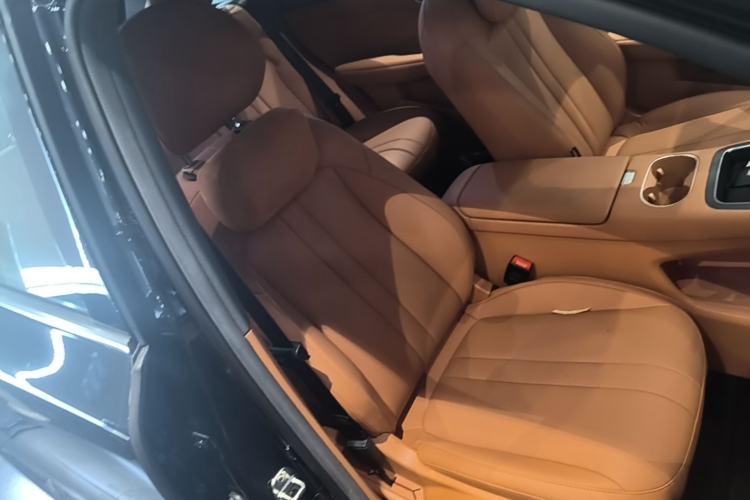 Used Hima H5 2025 Model Range-Extending Max Right Front Seat