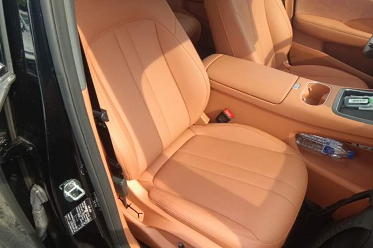 Used Hima H5 2025 Model Range-Extending Max Right Front Seat
