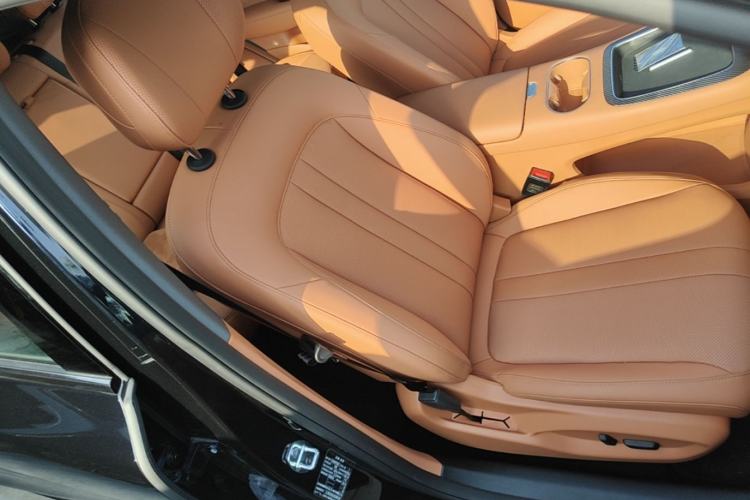 Used Hima H5 2025 Model Range-Extending Max Right Front Seat