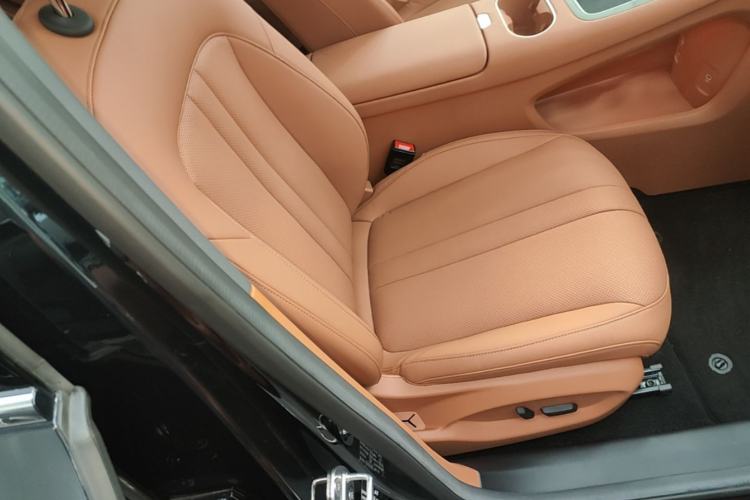 Used Hima H5 2025 Model Range-Extending Max Right Front Seat