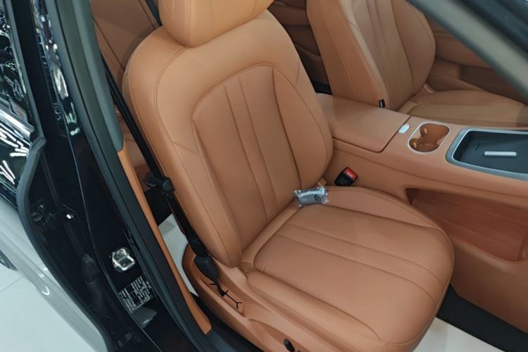 Used Hima H5 2025 Model Range-Extending Max Right Front Seat