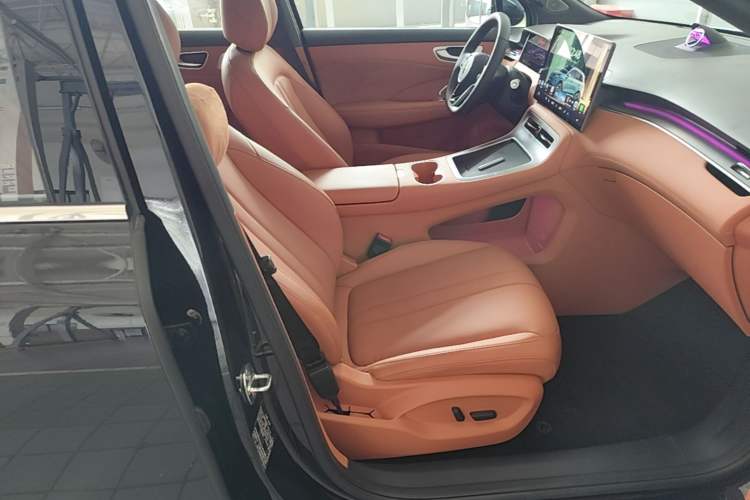 Used Hima H5 2025 Model Range-Extending Max Right Front Seat