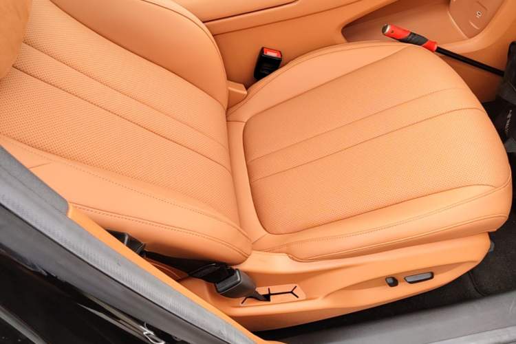 Used Hima H5 2025 Model Range-Extending Max Right Front Seat