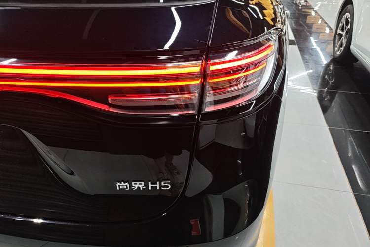 Used Hima H5 2025 Model Range-Extending Max Right Rear Taillight
