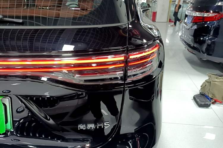 Used Hima H5 2025 Model Range-Extending Max Right Rear Taillight