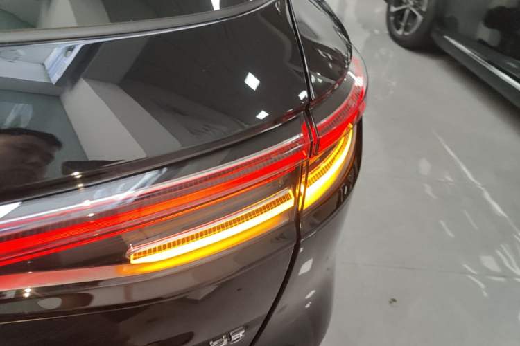 Used Hima H5 2025 Model Range-Extending Max Right Rear Taillight