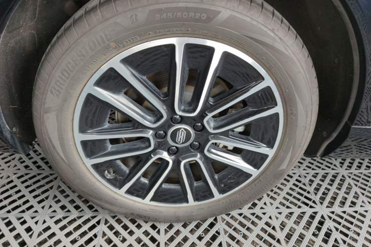 Used Hima H5 2025 Model Pure Electric Max Long Range Right Rear Wheel Hub