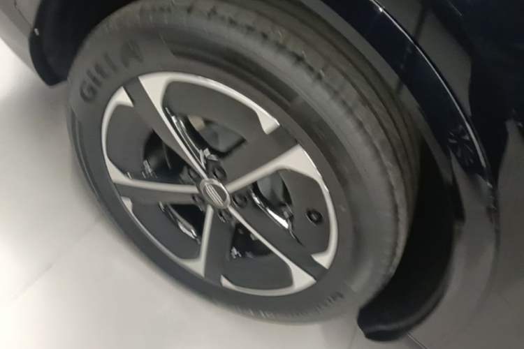 Used Hima H5 2025 Model Range-Extending Pro Right Rear Wheel Hub