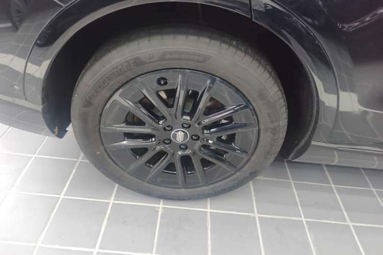Used Hima H5 2025 Model Pure Electric Max Long Range Right Rear Wheel Hub